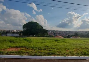 Foto 1 de Lote/Terreno à venda, 680m² em Jardim Julieta, Taubaté