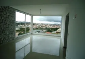 Foto 1 de Sobrado com 4 Quartos à venda, 300m² em Residencial Euroville, Bragança Paulista