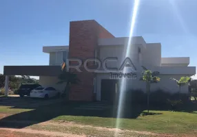 Foto 1 de Casa com 4 Quartos à venda, 601m² em Vila Pinhal, Itirapina