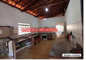 Foto 1 de Fazenda/Sítio com 3 Quartos à venda, 445m² em Ilha Do Mangabal, Felixlândia