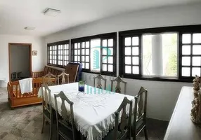 Foto 1 de Casa com 4 Quartos à venda, 300m² em Parque Continental, São Paulo