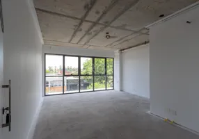 Foto 1 de Sala Comercial para alugar, 32m² em Tristeza, Porto Alegre