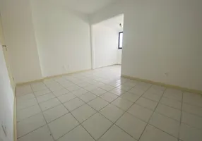 Foto 1 de Apartamento com 3 Quartos para alugar, 80m² em Imbuí, Salvador