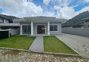 Foto 1 de Casa de Condomínio com 3 Quartos à venda, 375m² em Green Valleiy, Teresópolis