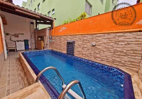 Foto 1 de Casa com 2 Quartos à venda, 85m² em Vila Guilhermina, Praia Grande