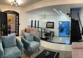 Foto 1 de Sobrado com 4 Quartos à venda, 232m² em Jardim Vila Formosa, São Paulo