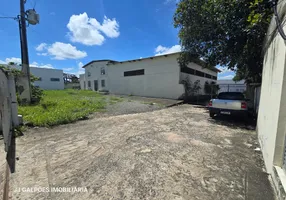 Foto 1 de Galpão/Depósito/Armazém com 5 Quartos à venda, 2026m² em CIS, Feira de Santana