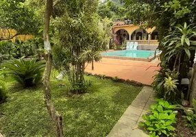 Foto 1 de Casa com 7 Quartos à venda, 720m² em Coroa Grande, Itaguaí