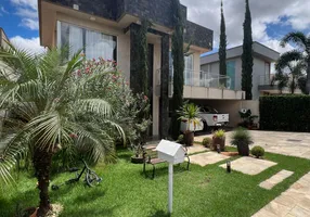 Foto 1 de Casa de Condomínio com 4 Quartos à venda, 253m² em , Goiânia