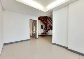 Foto 1 de Casa com 3 Quartos para alugar, 176m² em Santana, Porto Alegre