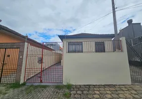 Foto 1 de Casa com 3 Quartos para alugar, 100m² em Água Verde, Curitiba