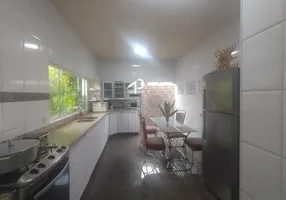 Foto 1 de Casa com 6 Quartos à venda, 280m² em Jardim Itália, Cuiabá