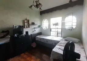 Foto 1 de Casa com 3 Quartos à venda, 197m² em Calafate, Belo Horizonte