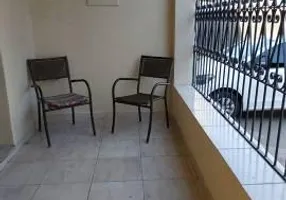 Foto 1 de Sobrado com 4 Quartos para alugar, 240m² em Pompeia, Santos