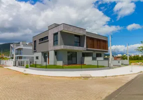 Foto 1 de Casa com 3 Quartos à venda, 140m² em Ribeirão da Ilha, Florianópolis