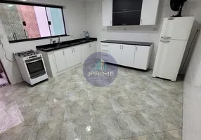 Foto 1 de Casa com 3 Quartos à venda, 181m² em Vila Mussoline, São Bernardo do Campo