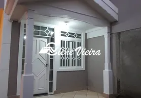 Foto 1 de Sobrado com 4 Quartos à venda, 275m² em Jardim Medina, Poá