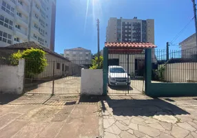 Foto 1 de Lote/Terreno à venda, 730m² em Cristo Redentor, Porto Alegre