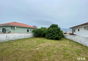 Foto 1 de Lote/Terreno à venda, 326m² em Fazenda Santo Antonio, São José