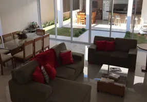 Foto 1 de Casa de Condomínio com 3 Quartos à venda, 210m² em Vila do Golf, Ribeirão Preto