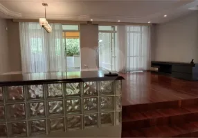 Foto 1 de Imóvel Comercial com 3 Quartos para alugar, 236m² em Alto da Lapa, São Paulo