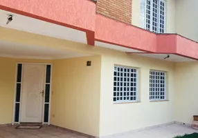 Foto 1 de Casa com 4 Quartos à venda, 207m² em Jardim Oriente, Londrina