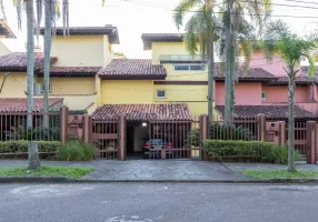 Foto 1 de Casa de Condomínio com 4 Quartos à venda, 380m² em Santa Tereza, Porto Alegre