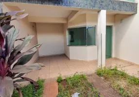 Foto 1 de Casa com 2 Quartos para alugar, 120m² em Vila Brasil, Sete Lagoas