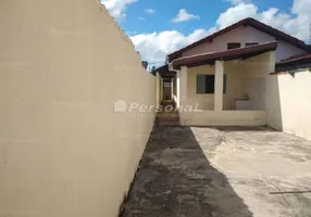 Foto 1 de Casa com 2 Quartos à venda, 65m² em Jardim Baronesa, Taubaté