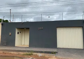 Foto 1 de Casa com 3 Quartos para alugar, 150m² em José Geraldo da Cruz, Juazeiro do Norte