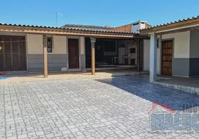Foto 1 de Casa com 4 Quartos à venda, 150m² em Costa do Sol, Cidreira