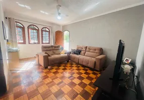 Foto 1 de Casa com 2 Quartos à venda, 104m² em Centro, Franco da Rocha