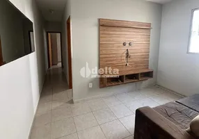 Foto 1 de Apartamento com 2 Quartos à venda, 55m² em Jardim Célia, Uberlândia