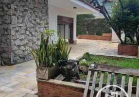 Foto 1 de Casa com 4 Quartos à venda, 460m² em Jardim Santa Helena, São Paulo