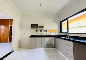 Foto 1 de Casa com 3 Quartos à venda, 250m² em Vila Azenha, Nova Odessa