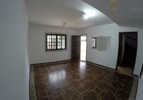 Foto 1 de Sobrado com 3 Quartos para alugar, 108m² em Pilarzinho, Curitiba