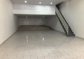 Foto 1 de Galpão/Depósito/Armazém para alugar, 310m² em Santana, São Paulo