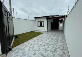 Foto 1 de Casa com 3 Quartos à venda, 97m² em Jardim das Palmeiras, Itanhaém