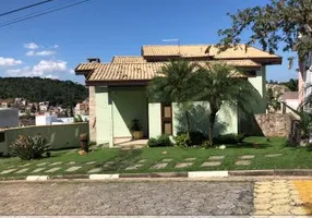 Foto 1 de Casa com 3 Quartos à venda, 248m² em Jardim Coleginho, Jacareí