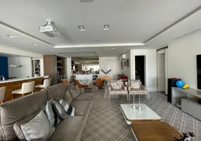 Foto 1 de Apartamento com 3 Quartos à venda, 236m² em Vila Gilda, Santo André