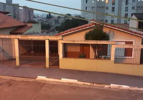 Foto 1 de Casa com 3 Quartos à venda, 252m² em Vila Marari, São Paulo