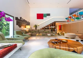 Foto 1 de Casa com 3 Quartos à venda, 543m² em Jardim Europa, São Paulo