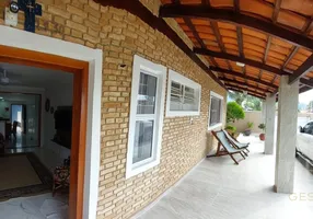 Foto 1 de Casa com 4 Quartos à venda, 174m² em Indaiá, Caraguatatuba