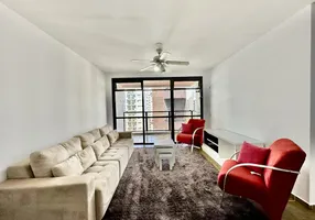 Foto 1 de Apartamento com 4 Quartos à venda, 137m² em Centro, Guarujá