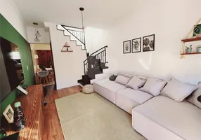 Foto 1 de Casa de Condomínio com 2 Quartos à venda, 70m² em Horto Florestal, São Paulo