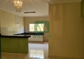 Foto 1 de Casa com 3 Quartos à venda, 164m² em Alto Umuarama, Uberlândia