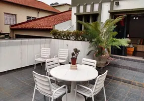 Foto 1 de Casa com 3 Quartos à venda, 268m² em Jardim Santa Cruz, São Paulo