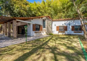 Foto 1 de Casa com 3 Quartos à venda, 400m² em Barra do Imbuí, Teresópolis