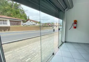 Foto 1 de Sala Comercial para alugar, 35m² em Água Verde, Blumenau