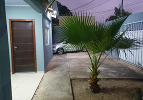 Foto 1 de Casa com 2 Quartos para alugar, 80m² em Nossa Senhora Aparecida, Cuiabá